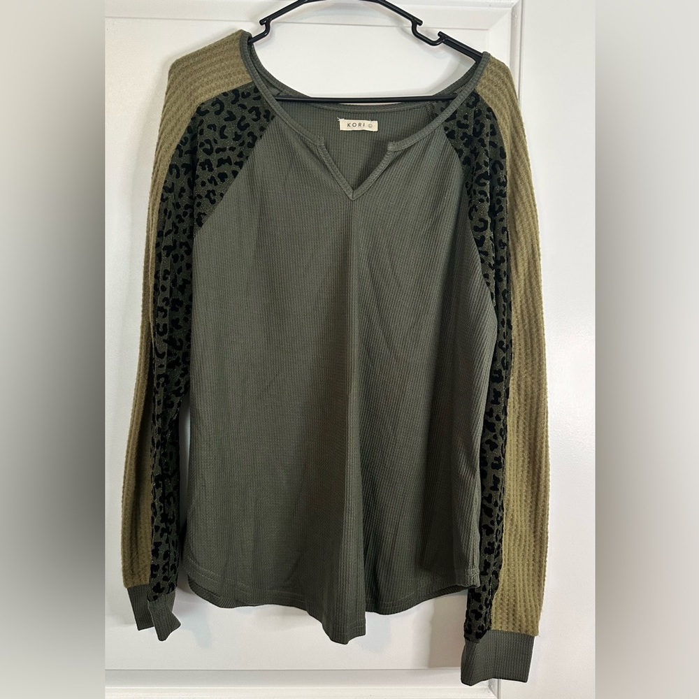 Kori light waffle shirt